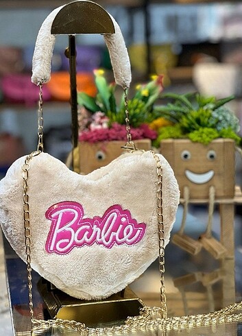 Barbie canta 
