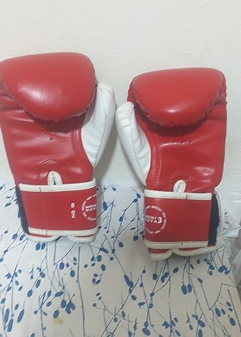 Renkli Baskılı Kırmızı Deri Boks Eldiveni - Görsel 2