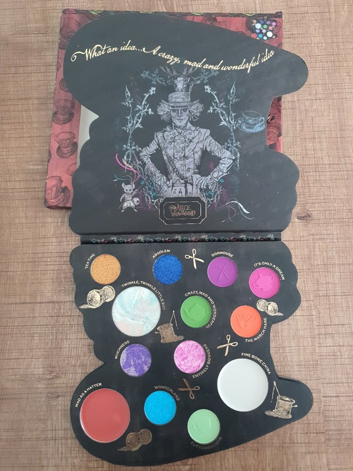 Revolution Alice in Wonderland Far Paleti - Görsel 2