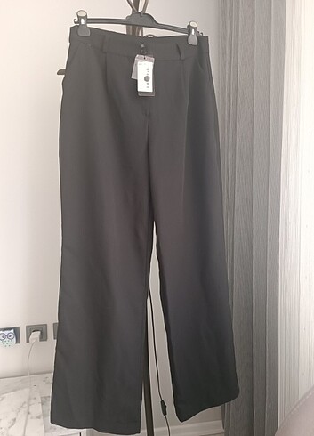 Kullanılmamış Trendyol Pantolon
