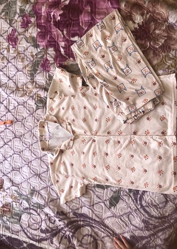 l Beden Beyaz V Yaka Kısa Kollu Kadın Pijama Takımı