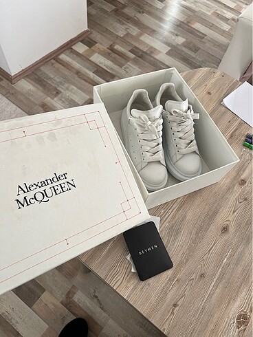 38,5 Beden Alexander McQueen orijinal