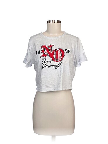 Trendyol & Milla T-shirt %70 İndirimli.
