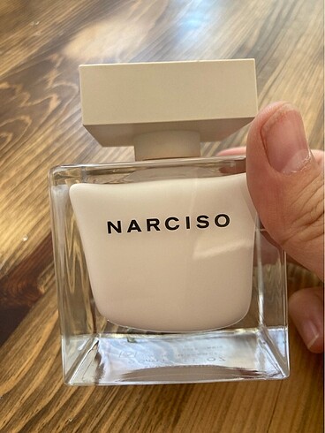 Narciso Rodriguez Narciso rodrigez beyaz küp parfüm, edp, 90 mlde 40 mlden fazla