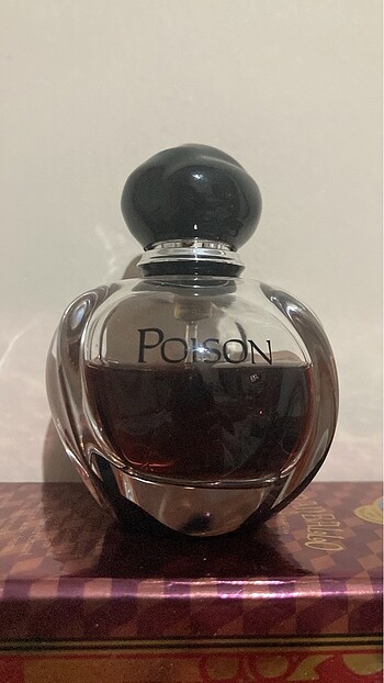 Poison girl dior 50 ml şişede göründüğü kadar parfüm