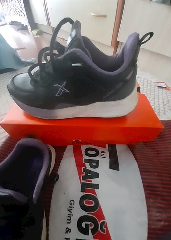 Kinetix Kadın Siyah Kinetix Spor Ayakkabı Velcro