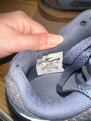 36,5 Beden Nike spor ayakkabı