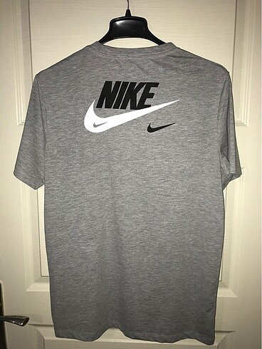 Nike NİKE tişört
