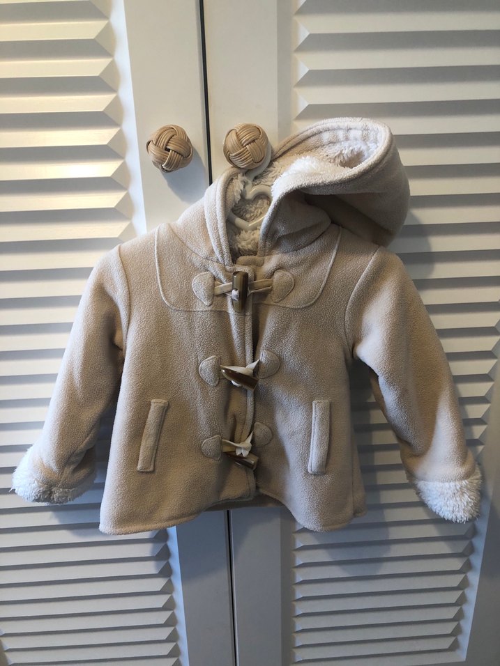 Kız Çocuk Bej Düğmeli Polar mont - Görsel 2