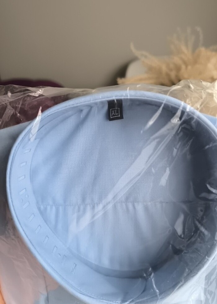 Sıfır gömlek S ve XL olarak iki âdet - Görsel 4