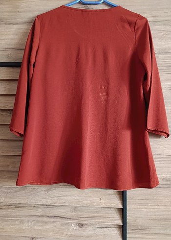 Zincir Detaylı Kiremit Rengi Kadın Bluz - Görsel 2