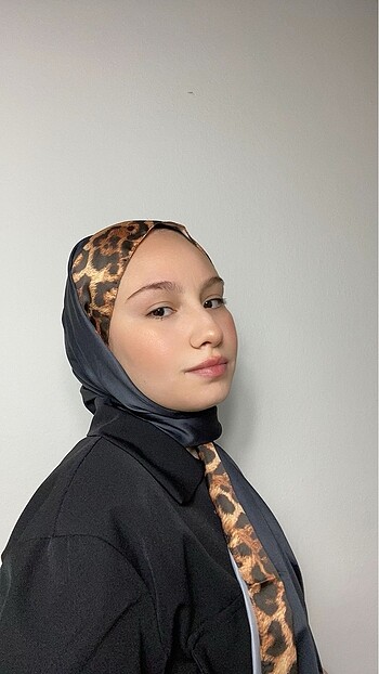 Leopar desen ithal vual ipek şal