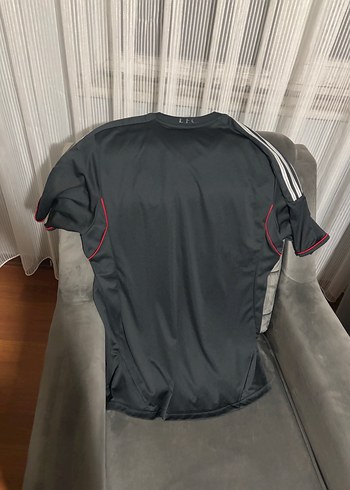 Gri Kısa Kollu Liverpool Forma L beden - Görsel 4