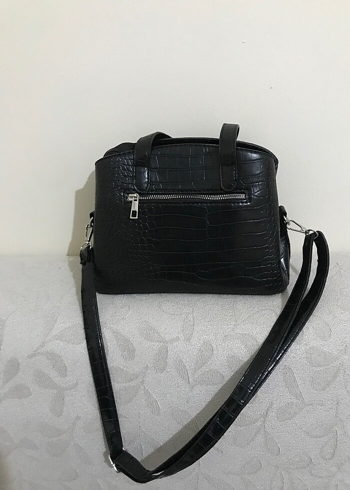 siyah deri çanta - Görsel 2