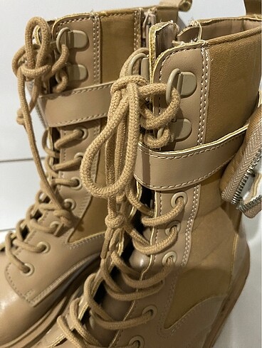 38 Beden Deichmann Catwalk Bot - Çantalı bağcıklı Çizme / 38