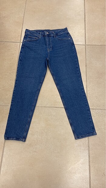 Defacto mom jean