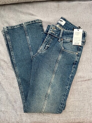 Mavi jean pantolon