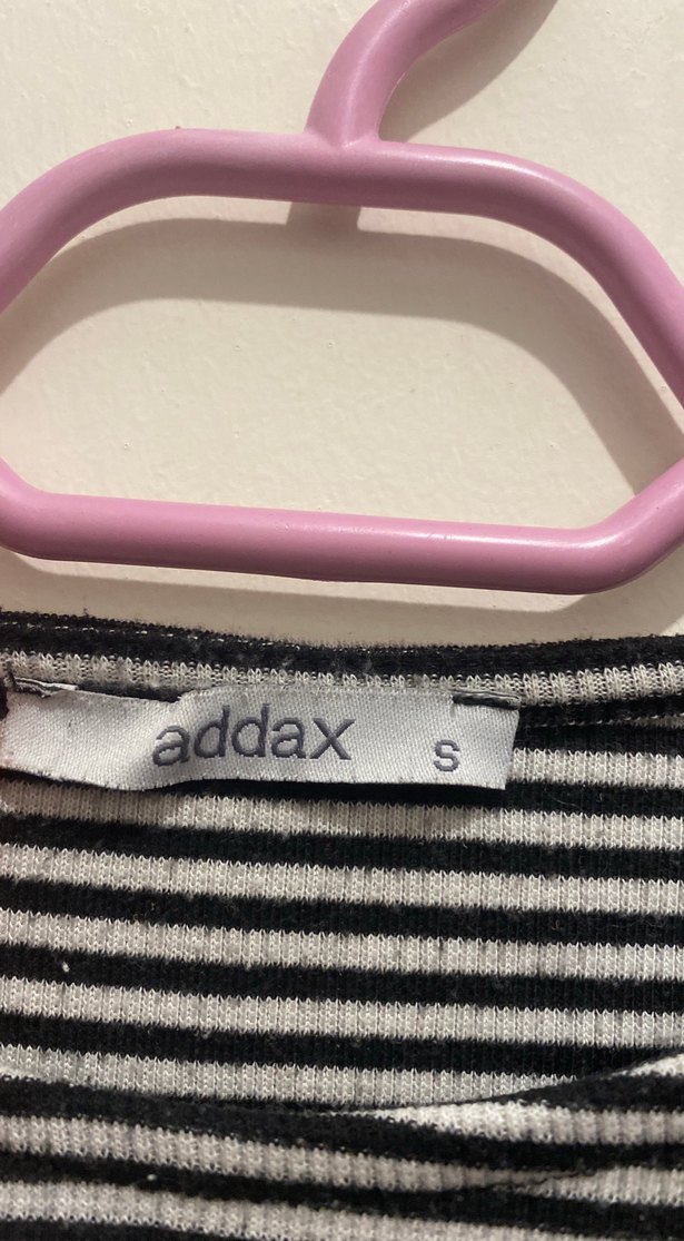 Kadın Çizgili Kısa Kollu Yüksek Yakalı Atlet - Görsel 3