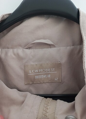 LC Waikiki lcw modest trençkot