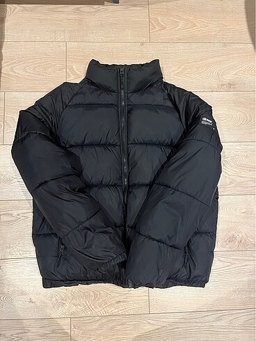 Zara mont