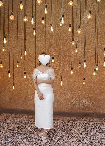 Nikah elbisesisi