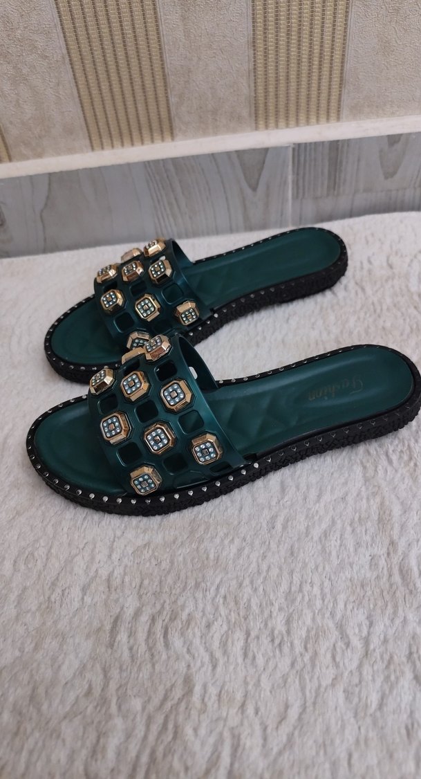 Tokalı Turkuaz Kareli Kadın Terlik - Görsel 2