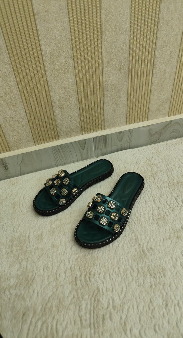 Tokalı Turkuaz Kareli Kadın Terlik - Görsel 3