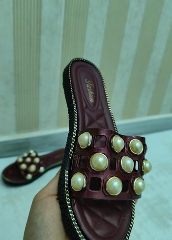 Boncuk Detaylı Kahverengi Kadın Terlik - Görsel 6