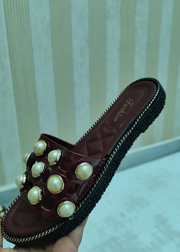 Boncuk Detaylı Kahverengi Kadın Terlik - Görsel 5