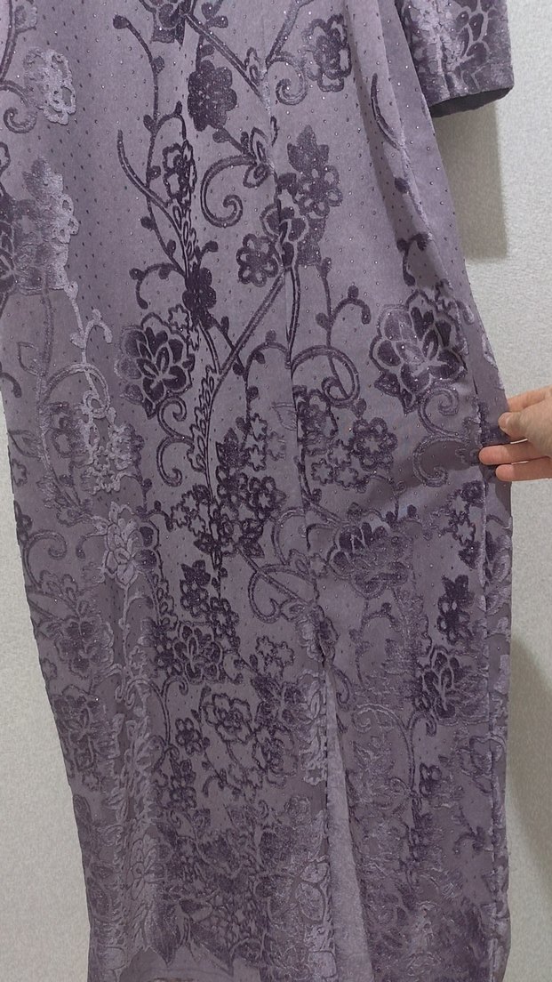 Mor Desenli Uzun Gotik Elbise - Görsel 4
