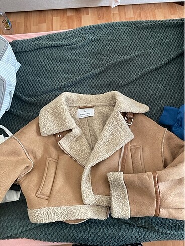stradivarius kürklü ceket