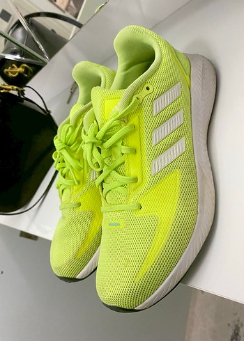 Adidas Sarı Kadın Spor Ayakkabı Velcro Bağcıklı - Görsel 3