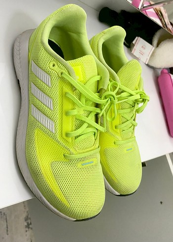 Adidas 40