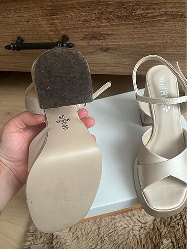 Krem topuklu ayakkabı - Görsel 5