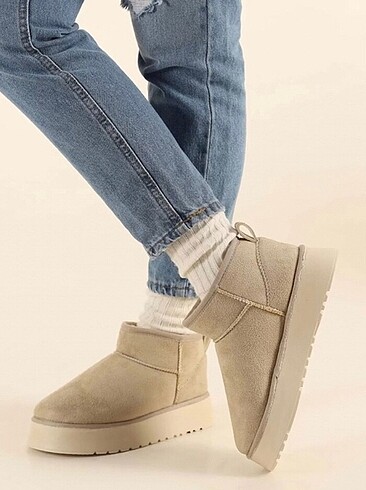 Ugg bot