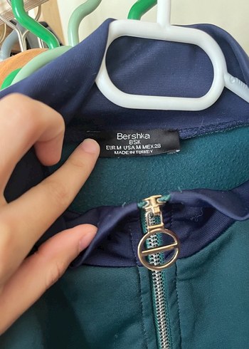 Kadın Çok Renkli Yüksek Yakalı Fermuarlı Ceket - Görsel 2