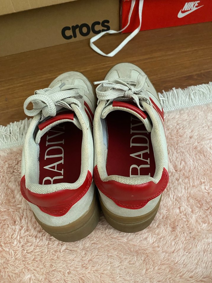 Beyaz Kırmızı Stiletto Topuklu Sneakers - Görsel 2