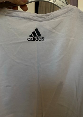 Adidas Beyaz Tişört,Kısa Kollu, Rahat Kesim - Görsel 3