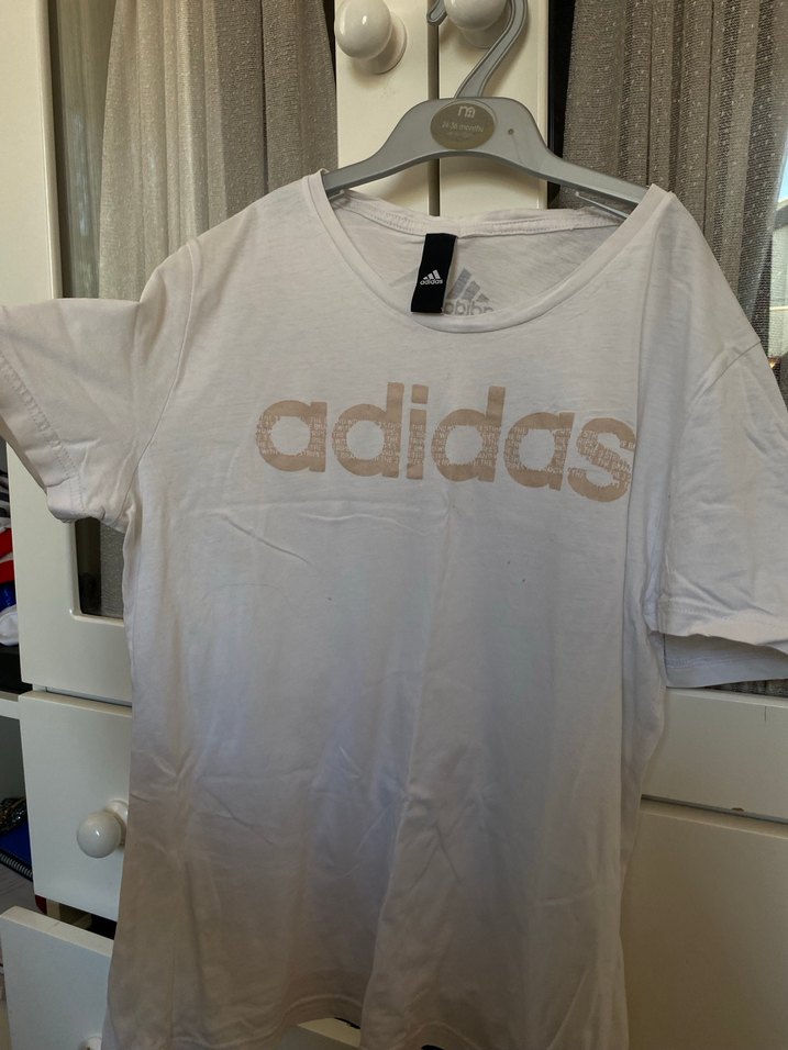 Adidas Beyaz Tişört,Kısa Kollu, Rahat Kesim - Görsel 2