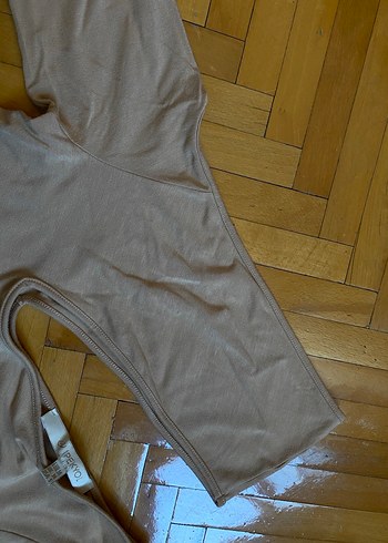 Bej Klasik Balıkçı Yaka Dekolteli  Bluz - Görsel 3