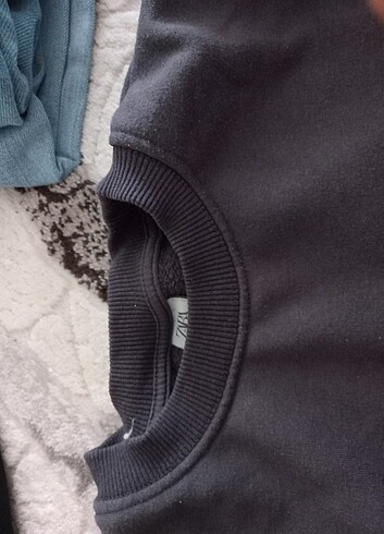 Zara sweat
