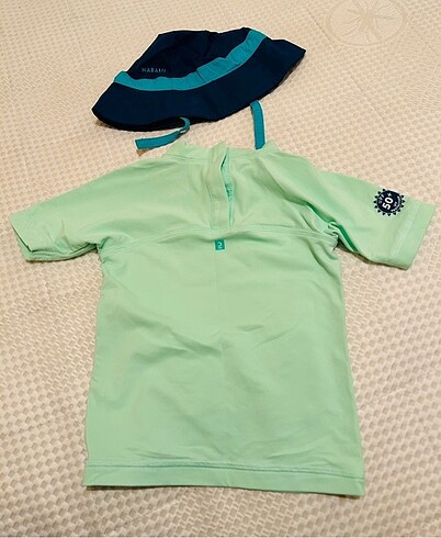 Decathlon Decathlon UV Korumalı Tişört Şapka ve SlipStoplar