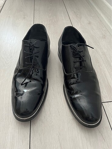 Damat ayakkabısı 