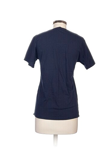 m Beden Mavi Jeans T-shirt %70 İndirimli.