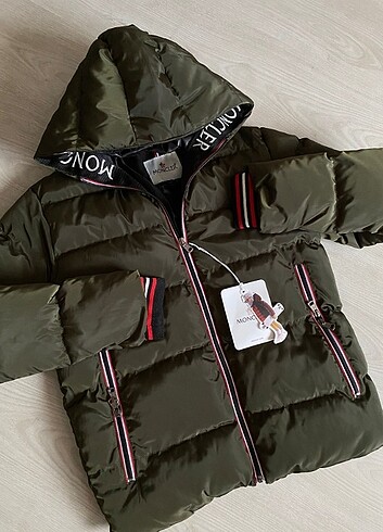 11-12 Yaş Beden haki Renk Moncler çocuk mont