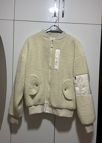 Burberry Ekru Pelus Bomber Ceket