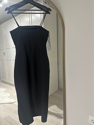 Zara Zara yırtmaçlı elbise