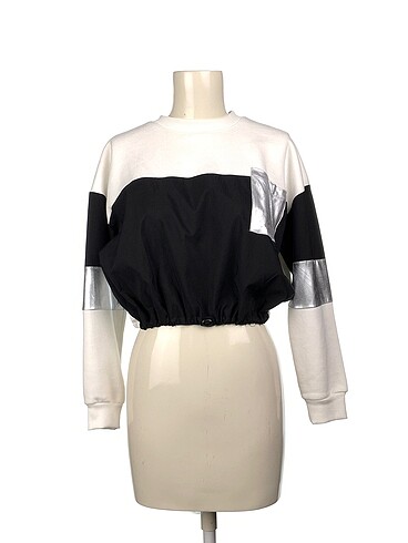 Trendyol & Milla Sweatshirt %70 İndirimli.