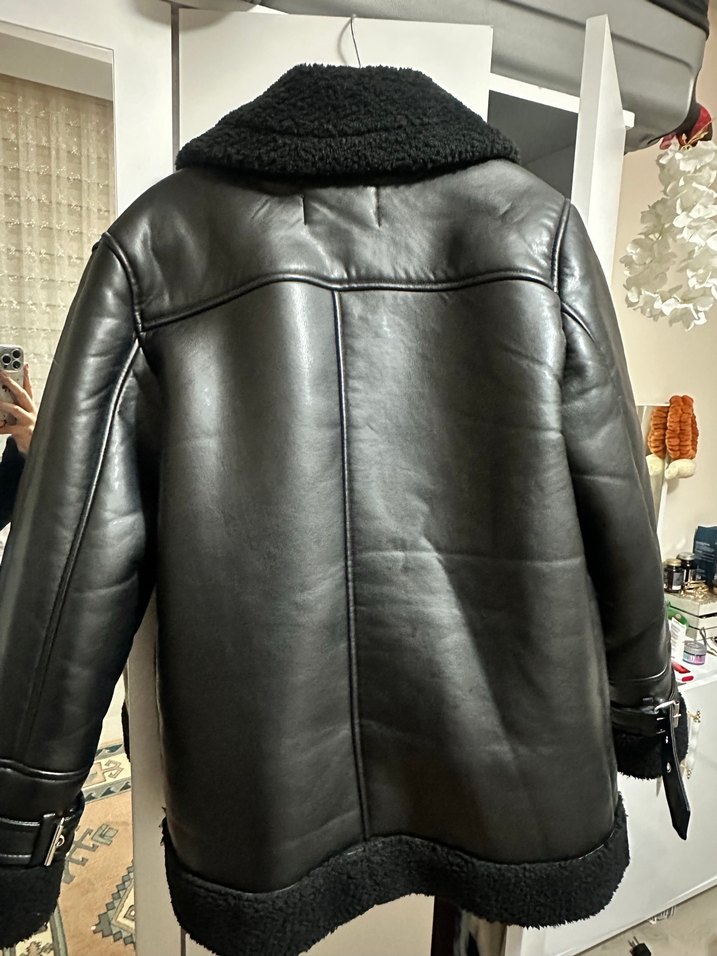 Kürk Detaylı Siyah Deri Biker Ceket - Görsel 3