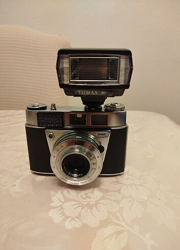 Antika Kodak marka fotoğraf makinesi